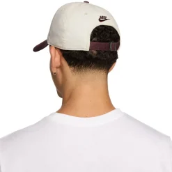 NIKE Tuques, Caps And Hats^Club - Adult Adjustable Cap