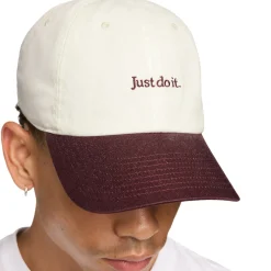 NIKE Tuques, Caps And Hats^Club - Adult Adjustable Cap