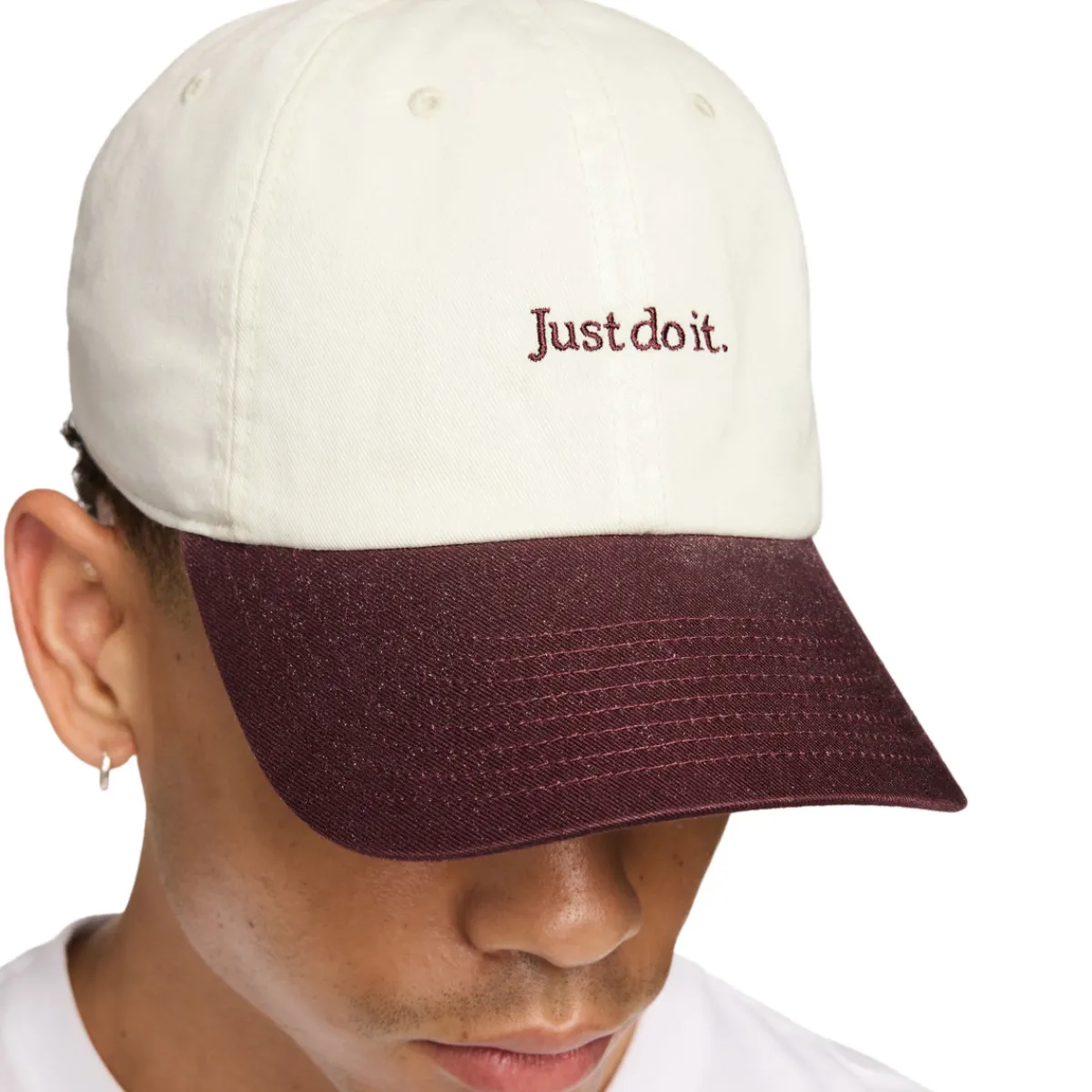 NIKE Tuques, Caps And Hats^Club - Adult Adjustable Cap