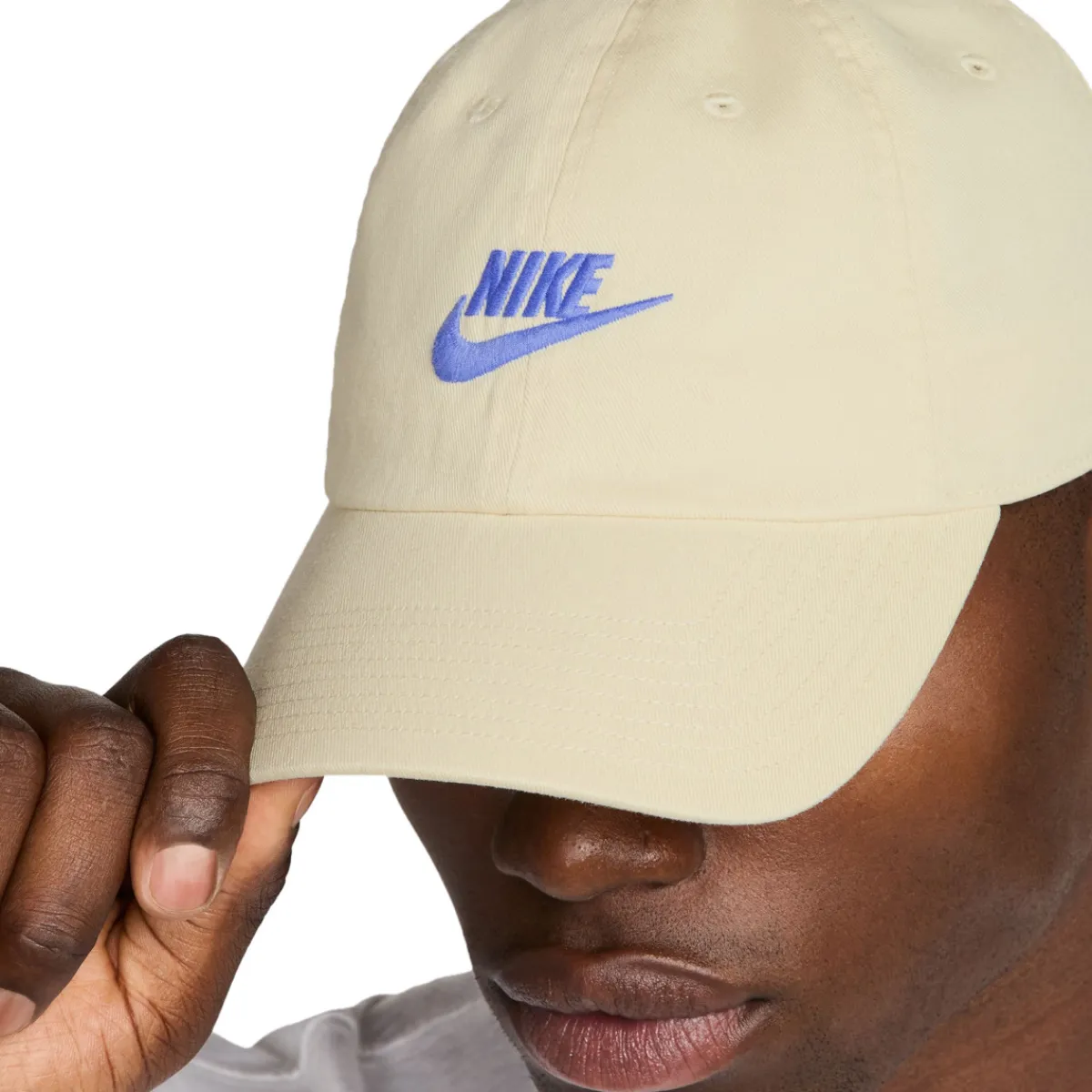 Women NIKE Tuques, Caps And Hats^Club - Adult Adjustable Cap