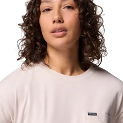New COLUMBIA Daniela Falls - Women's T-Shirt