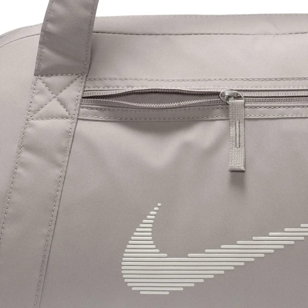 NIKE Gym Club - Duffle Bag