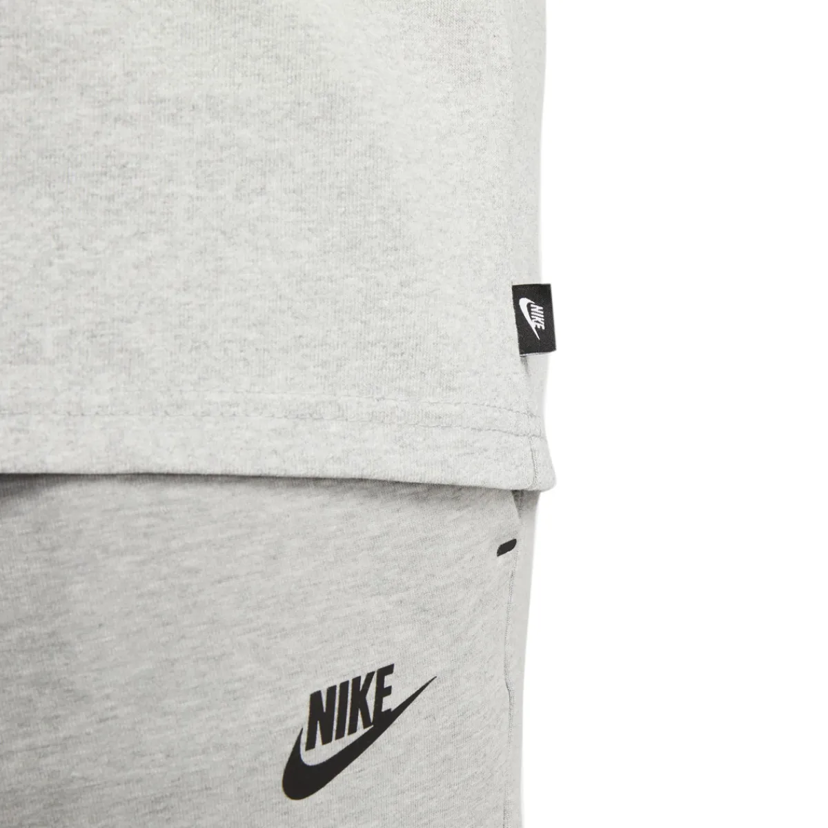 Sale NIKE Premium Essentials - Men's T-Shirt