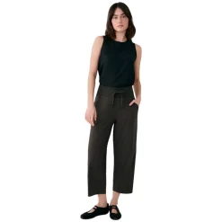 New LOLË Sofia - Women's Capri Pants