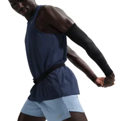 Discount NIKE Stride 2 in 1 (5